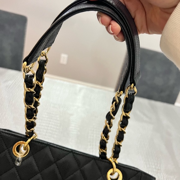 CHANEL Bag. 100% Authentic - Picture 5 of 14